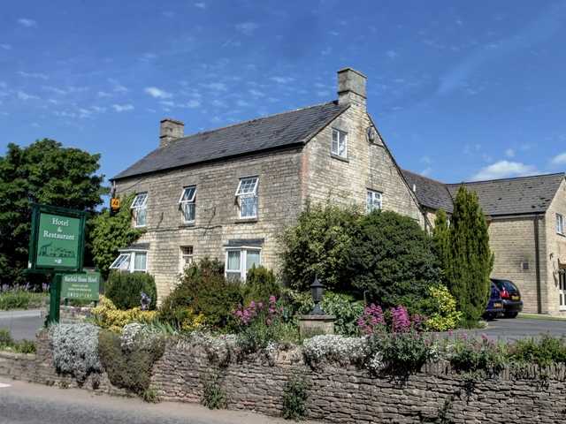 Mayfield House Hotel