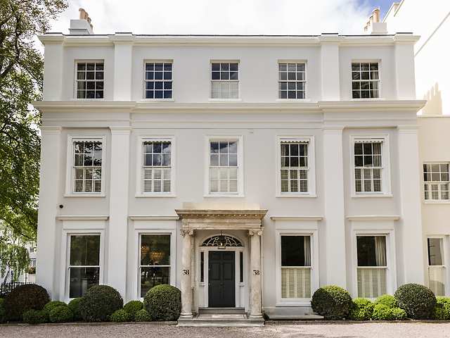 No.38 The Park