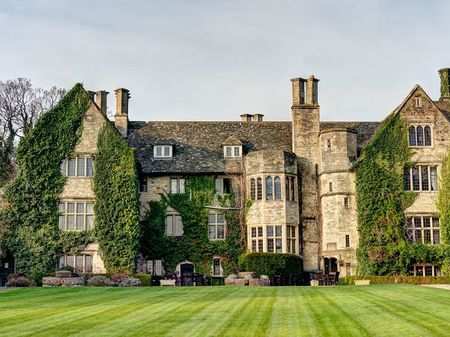 Stonehouse Court