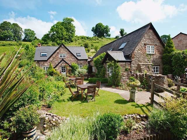Tudor Farmhouse
