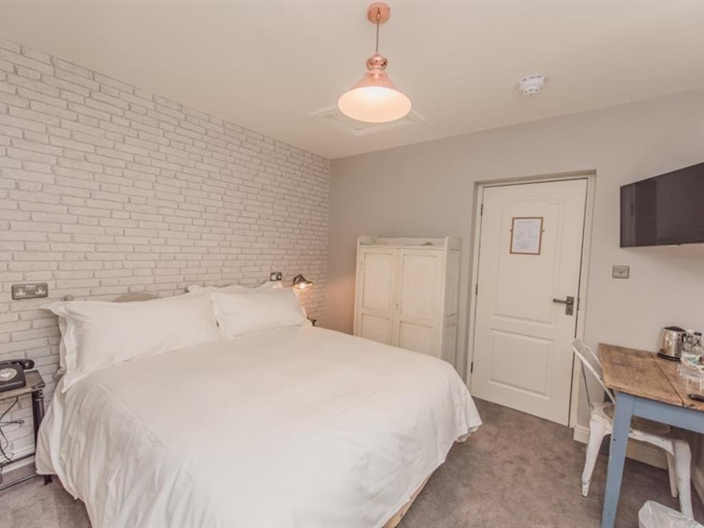 Cosy Double room, Widbrook Grange